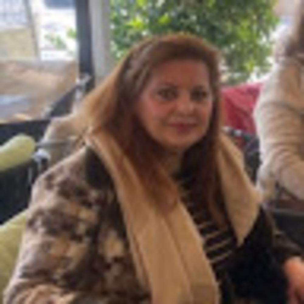 Meet your Posher, Monir